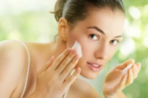 Skin-Care-Tips-Routine-For-Acne-Prone-Skin