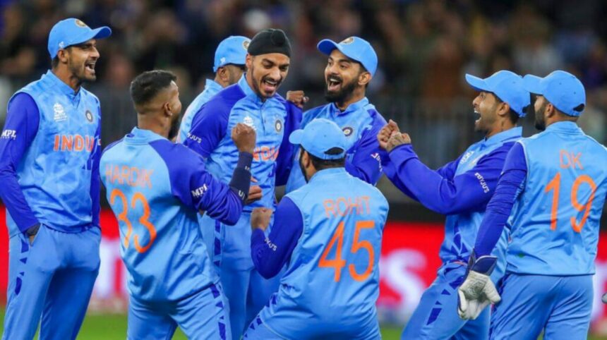 Team India: बांग्लादेश सीरीज़ के लिए टीम इंडिया का हुआ ऐलान, इस खिलाड़ी को नहीं मिला मौका