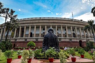 Monsoon Session: कल से शुरू होगा संसद का मानसून सत्र, केंद्र ने बुलाई सर्वदलीय बैठक, 11 अगस्त तक चलेगा सदन