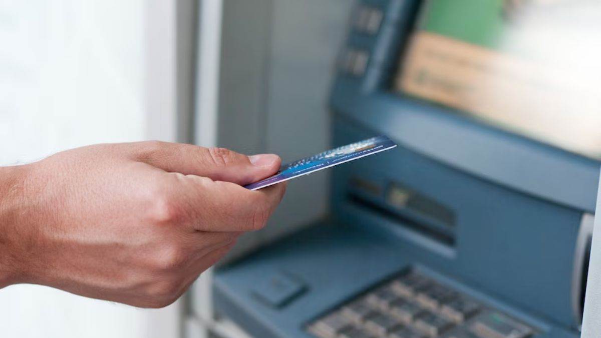 घर भूल गए हैं ATM CARD तो न हो परेशान, ऐसे बिना कार्ड के निकालें कैश, तरीका है आसान
