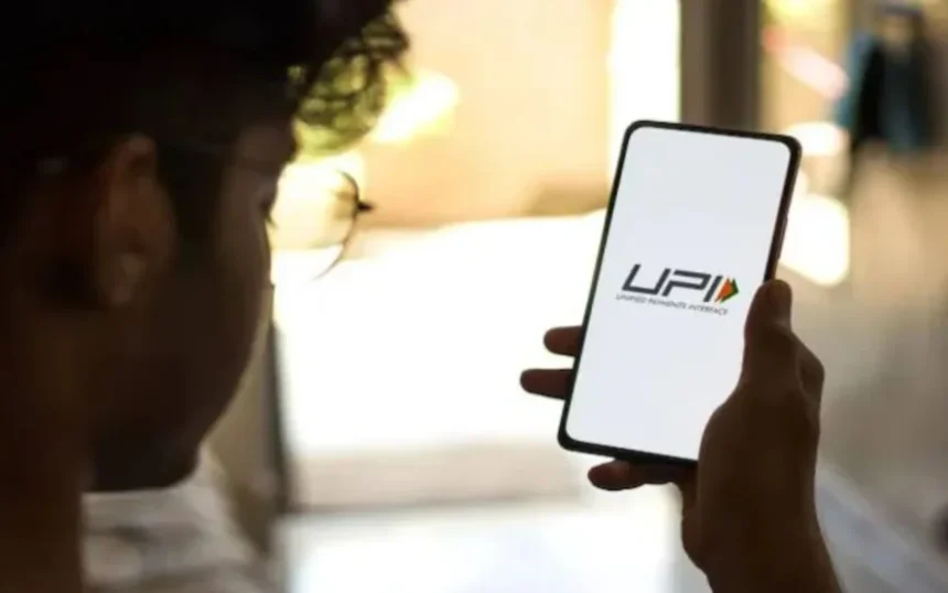 इन पेमेंट कार्ड से भी कर सकते हैं UPI PAYMENT, फटाफट जानें केसे उठाएं इसका लाभ