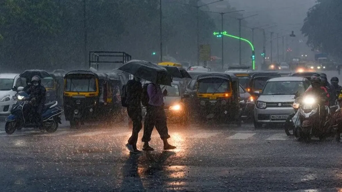 IMD Weather Forecast Today: दिल्ली के तापमान में लगातार हो रही गिरावट, जानें यूपी और बिहार का मौसम